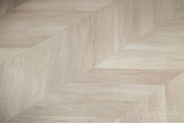 Vinilam Parquet Chevron 8.5mm RI4445118CL4 Шеврон Сезар с интегрированной подложкой